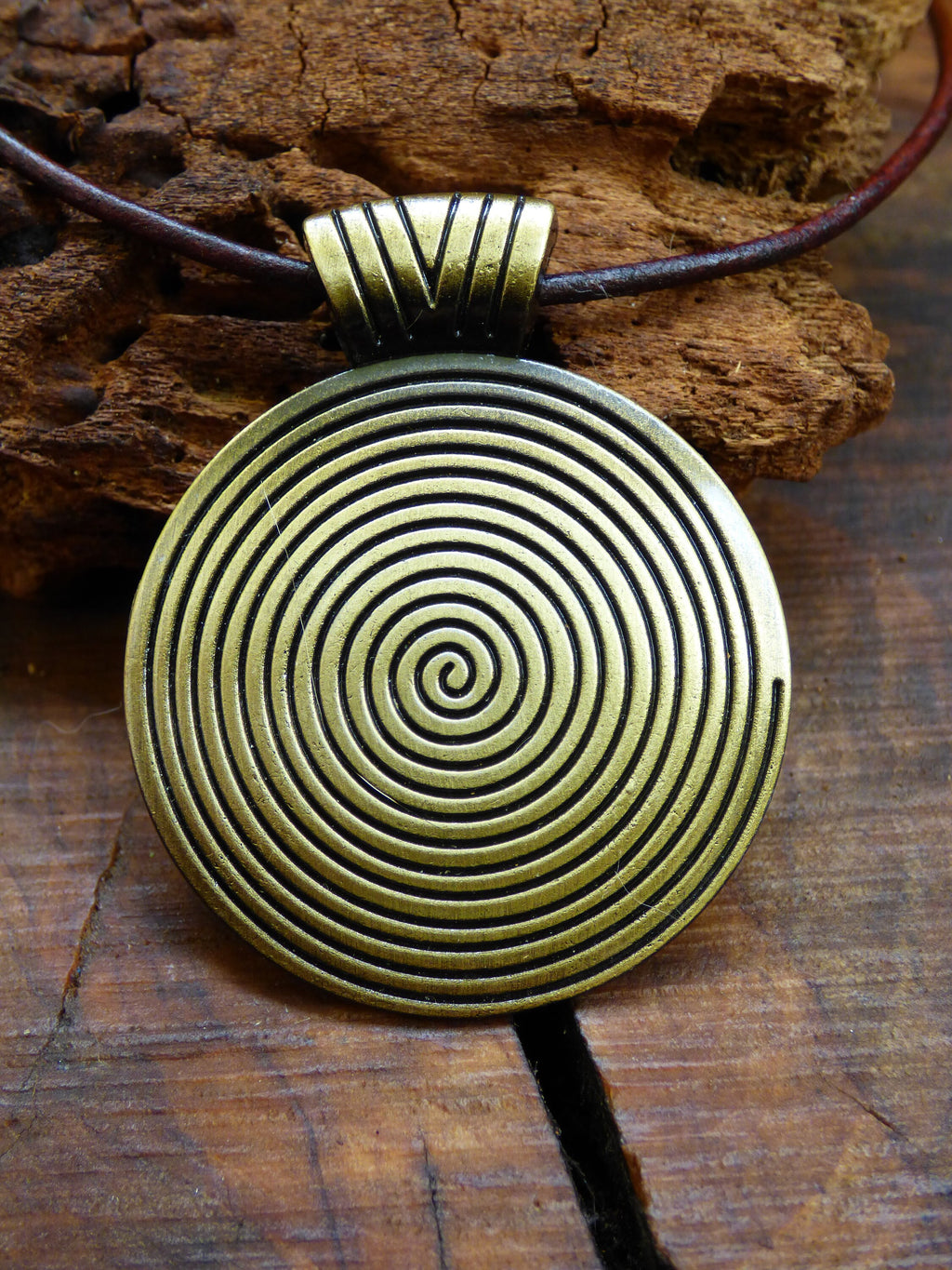 Spiral pattern tribal necklace ~HIPPIE ~GOA ~Boho ~Tibet ~Ethno ~Nature