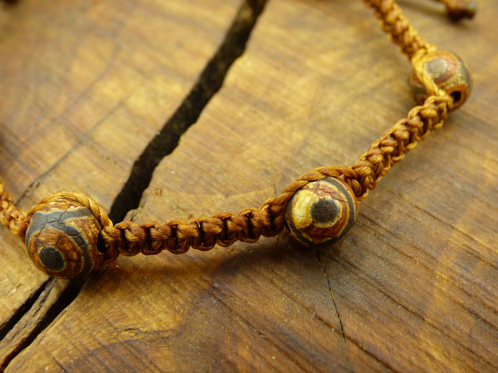 Tibet Agate Gemstone Macrame Bracelet ~ GOA ~ Hippie ~ Boho ~ Ethno ~ Indie ~ Nature ~ Healing Stone