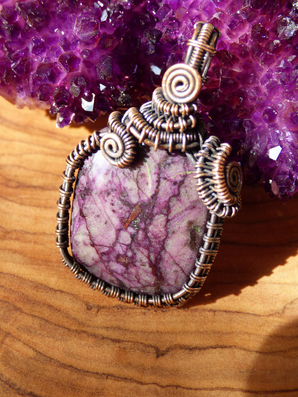Video* Sugilite Sugilite ~ Wire ~ purple gemstone necklace with copper wire ~HIPPIE ~GOA ~Boho ~Ethno ~Nature ~Healing Stone ~Energy ~Chakra ~Spiral