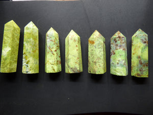 Opal grün ~ Kristall Point Spitze Turm Obelisk ~ Magische Edelstein Deko Massagestab Crystal HIPPIE GOA Ethno Heilstein Naturschatz