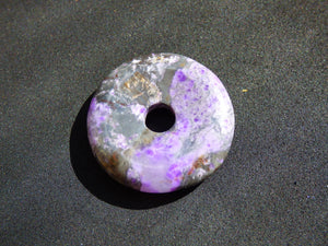 Sugilith Schutz Donut Edelstein Kette 925 Sterling Silber Mineral Sammler Natur Heilstein Rarität Selten Sugilite Energie Vibration AAA