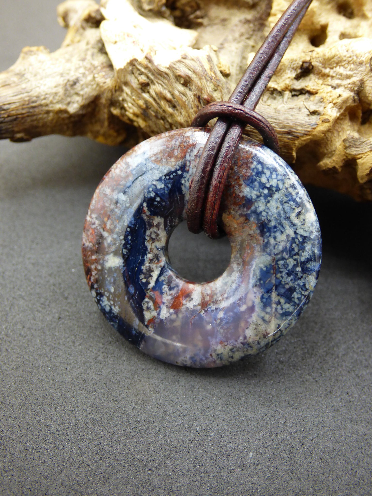 Pietersite blau & rot ~ Edelstein Kette ~HIPPIE ~GOA ~Boho ~Tibet ~Ethno ~Nature ~Donut ~Schutzsymbol ~Rarität