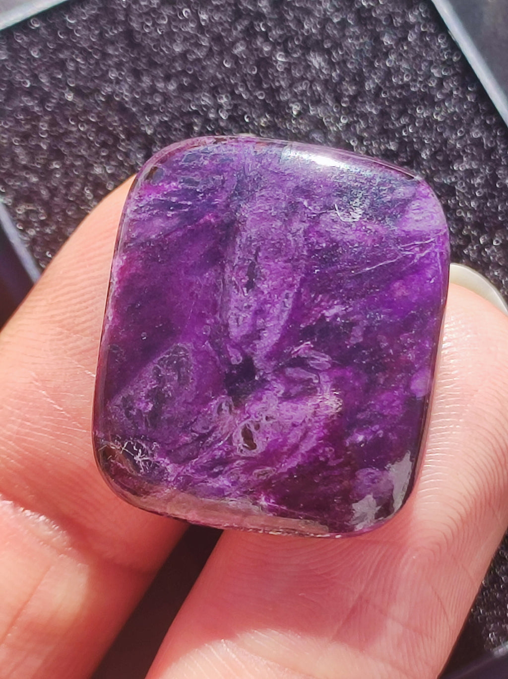 AAA Sugilite 100% Natural GEL Sugilite Cabochon Collectible Mineral High Quality Noble Investment Investment Healing Stone Rarity Unique